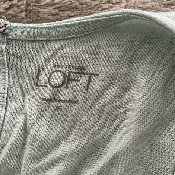 Ann Taylor Loft tank top - Picture 5 of 5